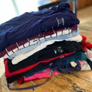 Bundle (16pcs) of maternity wear